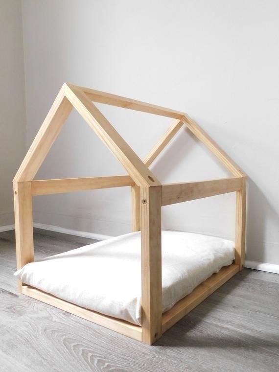 Elevated Wooden Pet Bed
